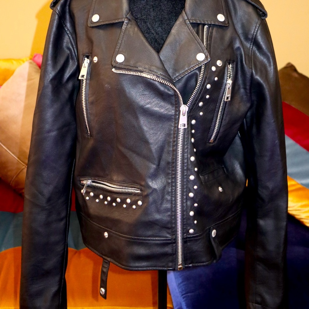 Levi Strauss Faux leather women’s XL jacket